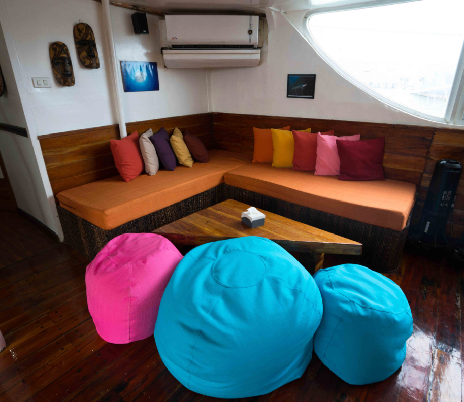 livingroom bateau